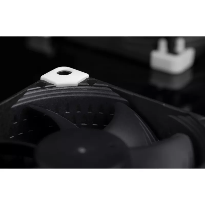 Computer case fan Noctua NF-A8 PWM CH.BK.S 80 mm, 4-pin PWM, 450–2200 RPM, 17.7 dB