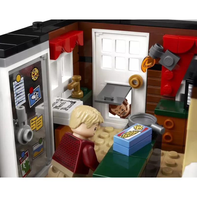 LEGO Ideas 21330 Home Alone
