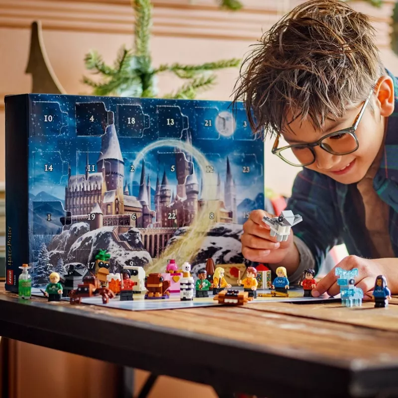 Construction toy LEGO Harry Potter Advent Calendar 2025 set 76456 — 278 pieces, 8 minifigures, age 7+