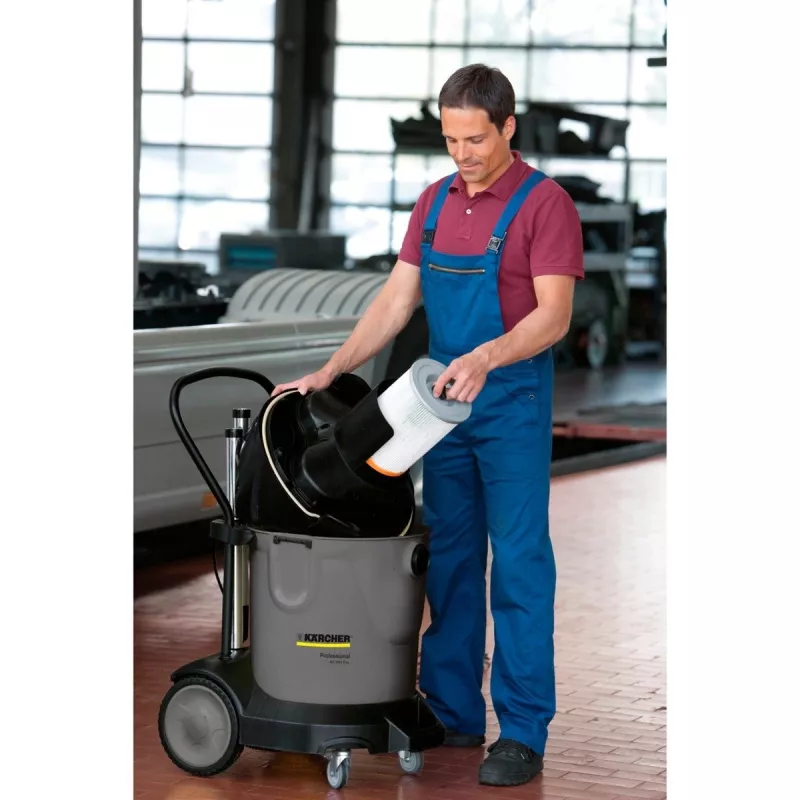 Kärcher Wet and dry vacuum cleaner NT 70/2