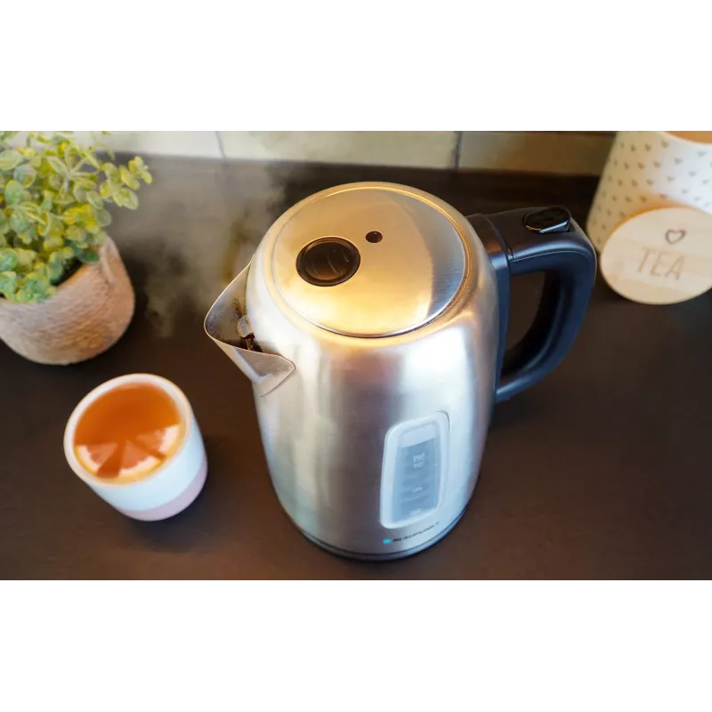 Electric kettle BLAUPUNKT EKS412 — 1.7 L stainless steel, 2200 W, water level indicator, 360° base
