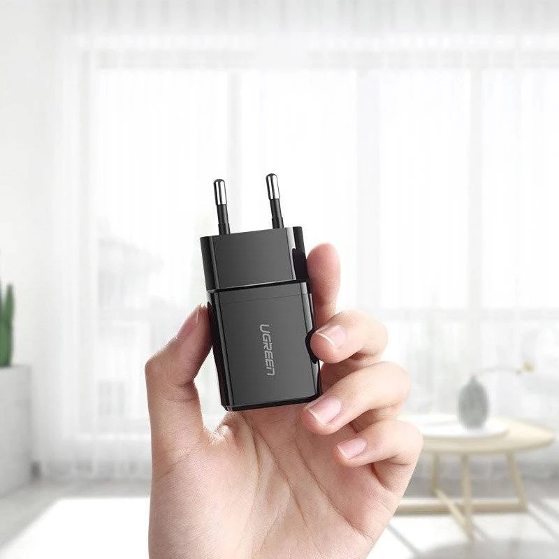 Ugreen 2.1A USB mains charger (black)