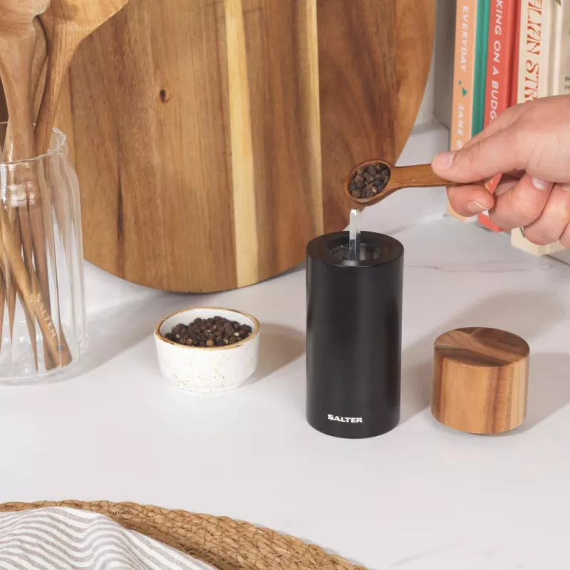 Salt and Pepper Mills Salter BW12068EU7 Black with Adjustable Coarseness
