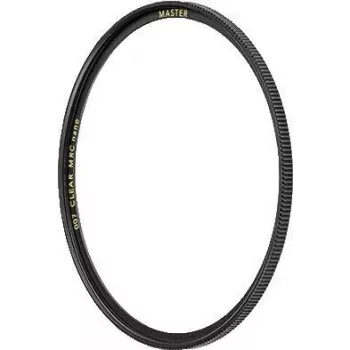 Clear camera filter B+W 007 MASTER 4.6 cm Multi Resistant Coating