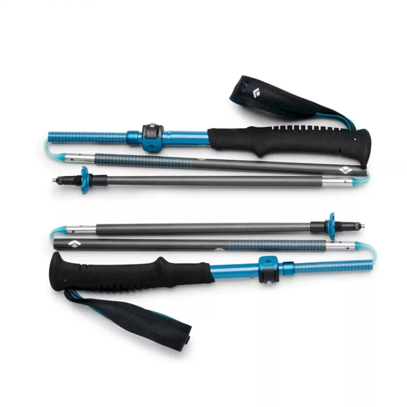 Trekking poles Black Diamond Distance Carbon FLZ — foldable carbon, adjustable 125–140 cm, 3-segment, 364 g, 40 cm folded