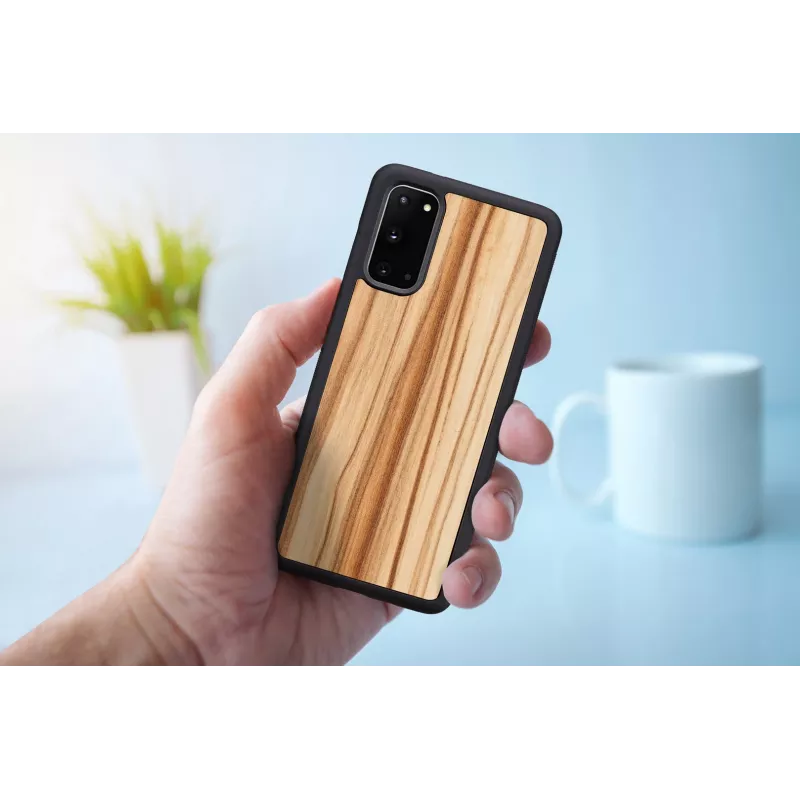 Phone case man and wood Galaxy S20 cappuccino black — protective smartphone cover for Samsung Galaxy S20