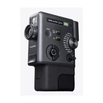 Instant print camera Fujifilm Instax mini evo Cinema — 1/5 inch CMOS 2560×1920, picture 62×46 mm, built-in flash, black