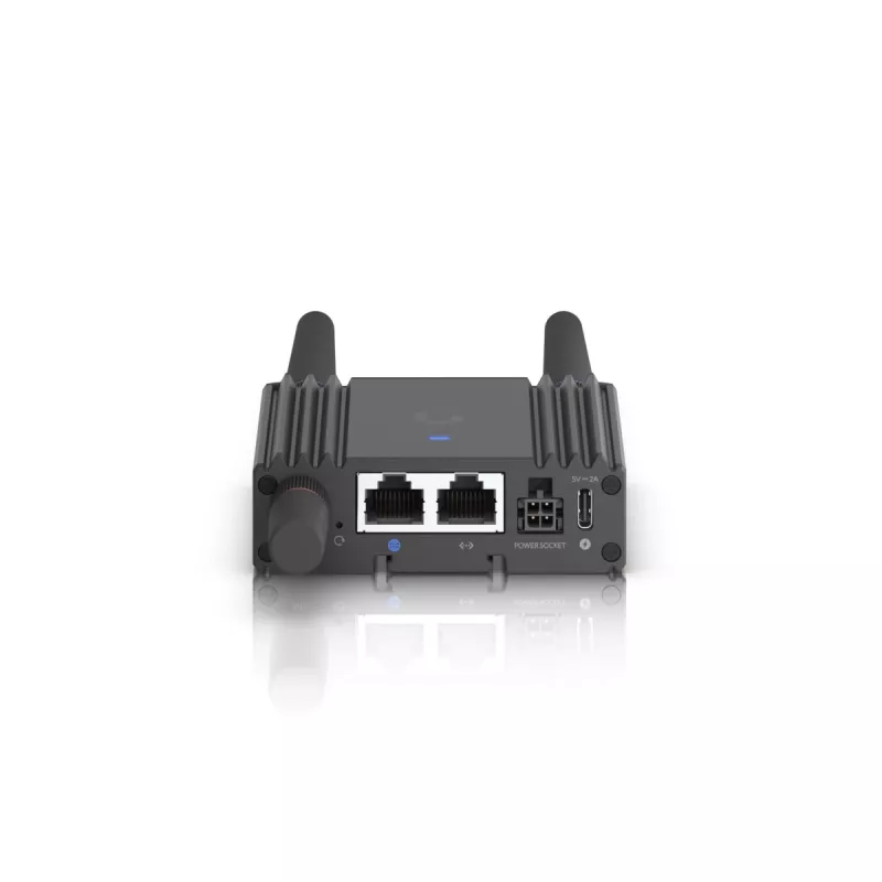 Cellular network router Ubiquiti UMR-Ultra — 4G LTE, NanoSIM, 2.4 GHz Wi‑Fi (802.11g), 2x RJ‑45, 3 external SMA antennas, 5–30 V DC