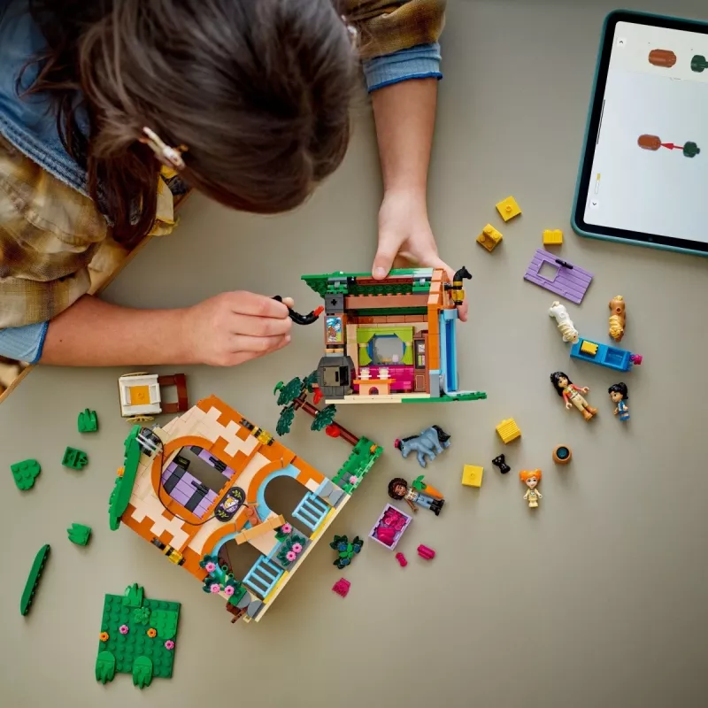 Construction Toy LEGO Friends Music Shop & Apartment set 42653 – modular playset for ages (LEGO brand)