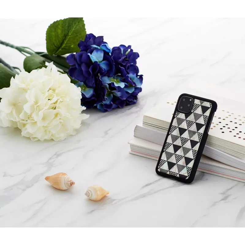 Smartphone case iKins for iPhone 11 Pro Max, black pyramid design, protective hard shell