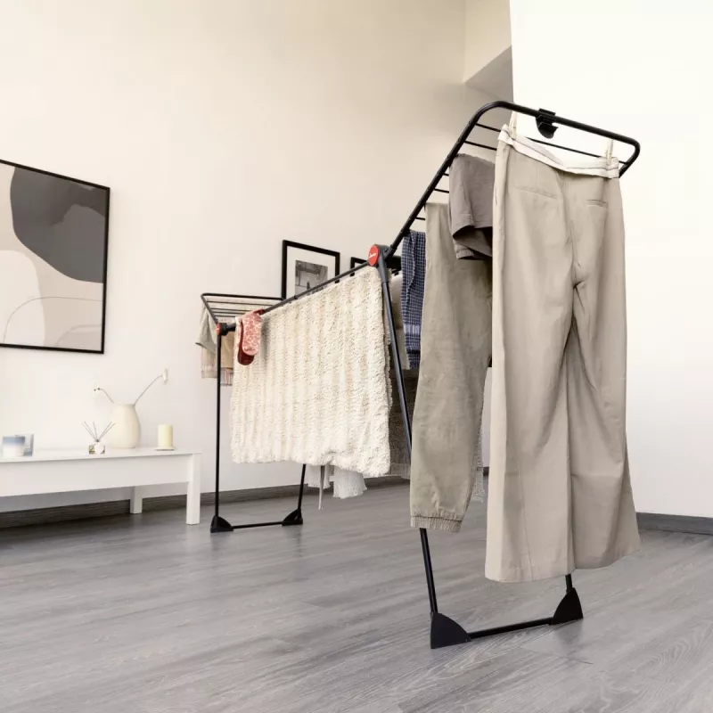 Clothes drying rack VILEDA Infinity Flex Ultimate Telescopic — black, coated aluminium, 30 m drying space, foldable, castor wheels