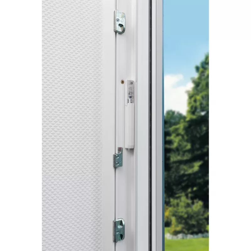 Eq-3 151039A0 White