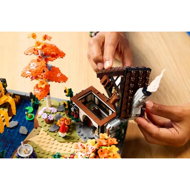 LEGO ICONS 11372 Autumn Cottage Garden