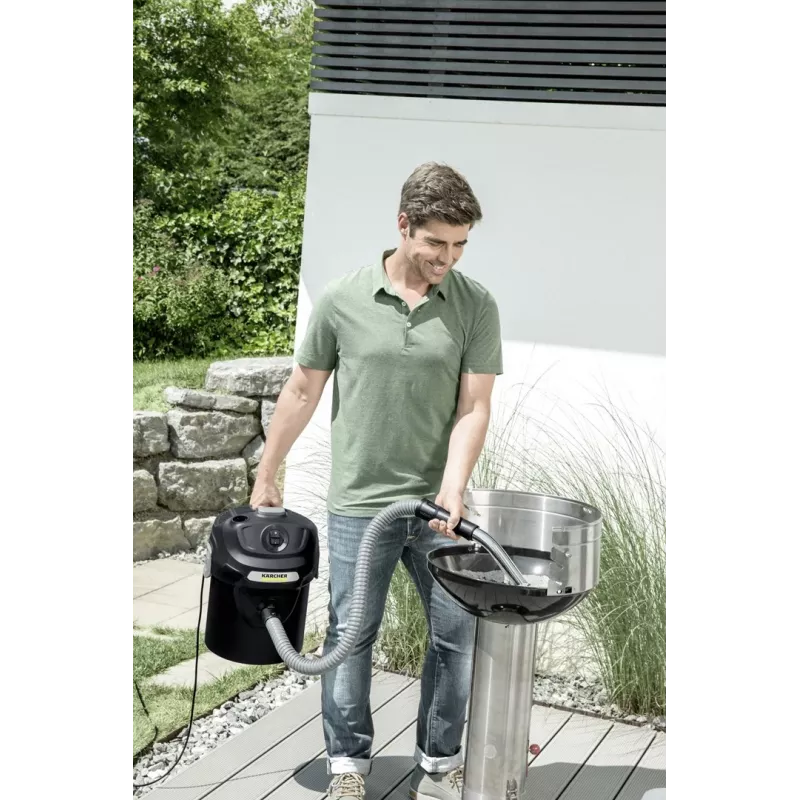 Vacuum cleaner Karcher AD 2 600 AW — dry ash vacuum, 14 L, 600 AW, hose Ø 3.5 cm, 1 m hose, black