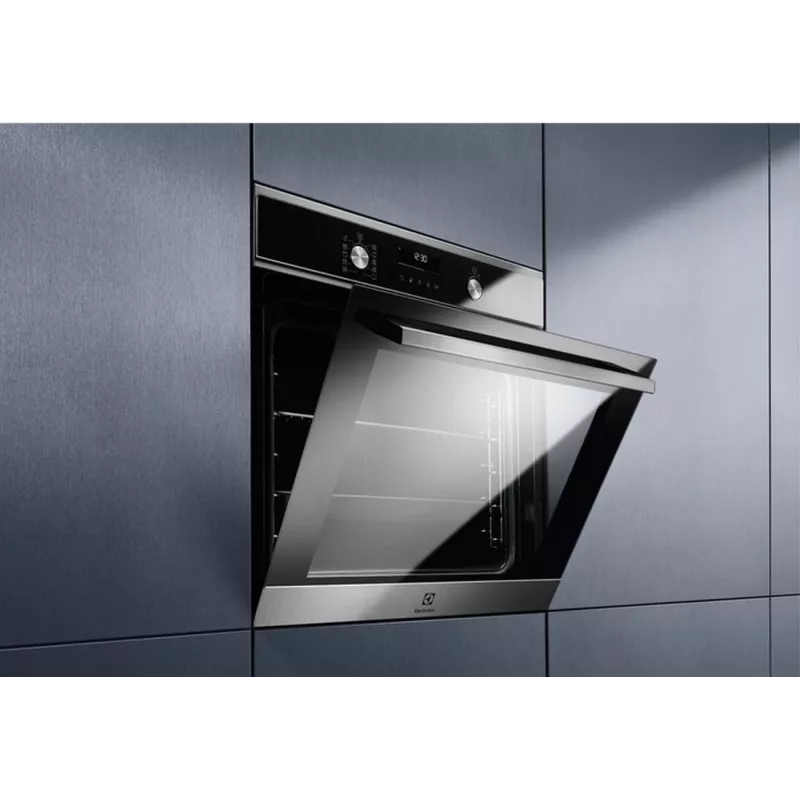 Built-in oven Electrolux EOF6P76BX pyrolytic A+ energy class