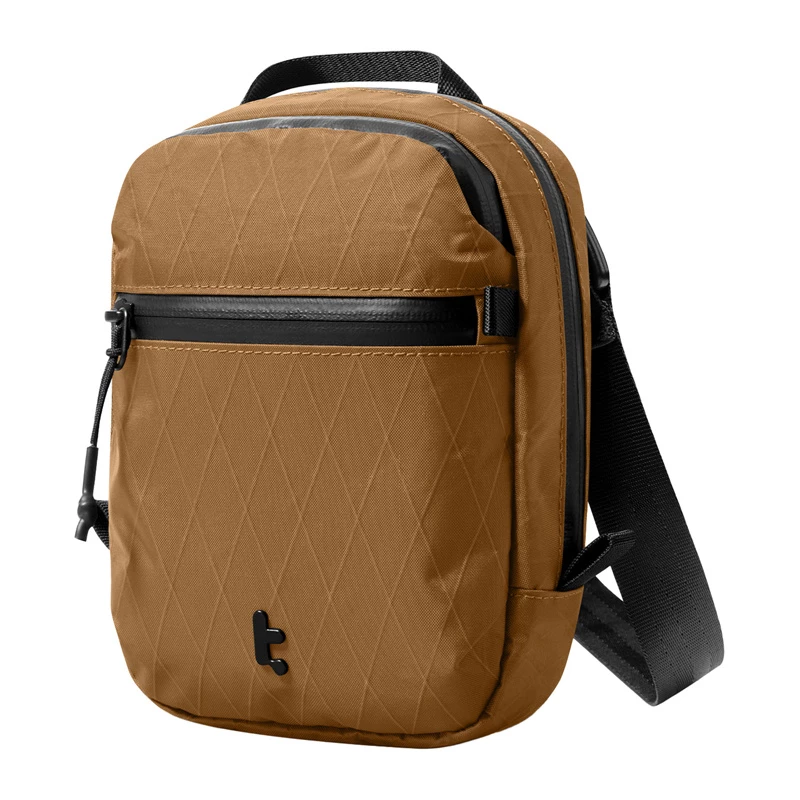 Travel bag Tomtoc Aviator-T37 with shoulder strap, X-Pac fabric, brown
