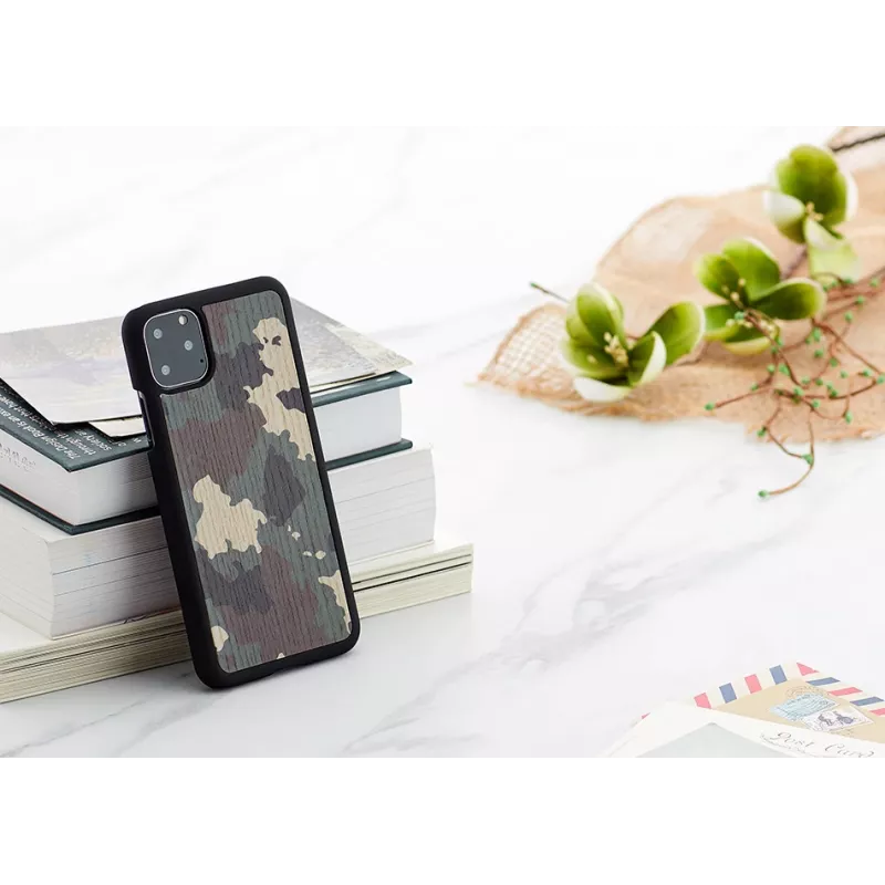 Smartphone case man and wood for iPhone 11 Pro Max — camouflage black