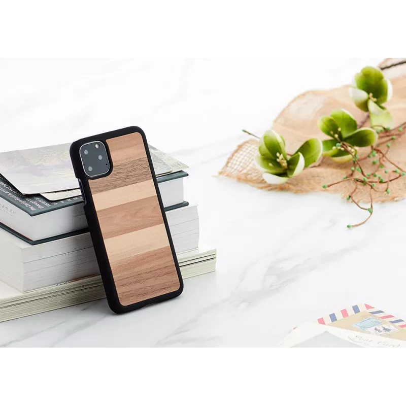 Smartphone case man and wood for iPhone 11 Pro Max — black