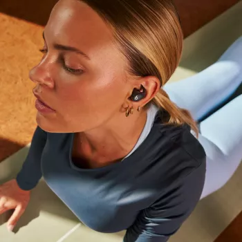 In-ear wireless headset Apple Powerbeats Fit — H1 chip, IPX4 water resistant, Active noise cancellation, Dolby Atmos, USB‑C charging case, 30 h playback