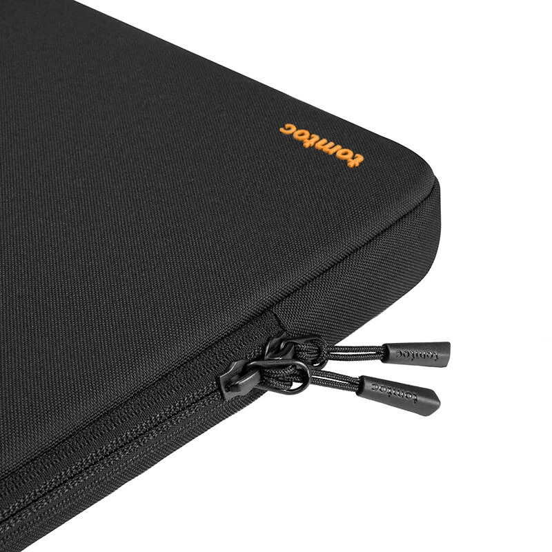 Laptop sleeve Tomtoc A13C2D1 for MacBook — black, lightweight, durable protective case