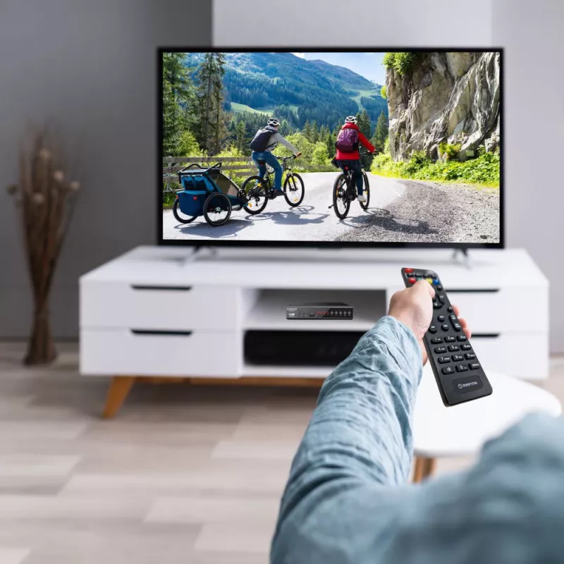 Digital TV Receiver MANTA DVBT025PRO DVB-T2 Full HD support USB recording