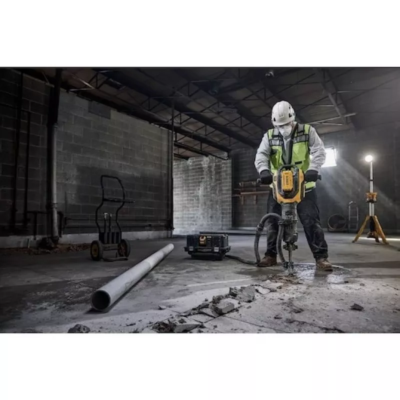 DeWALT DCH966Z2-QW demolition hammer