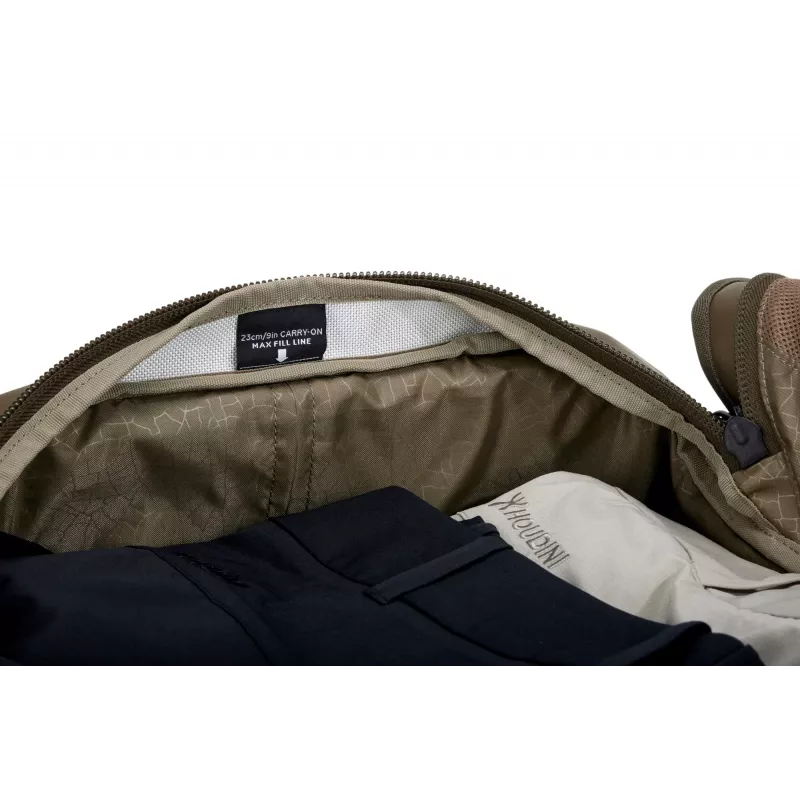 Thule 5602 Chasm Carry on Wheeled Duffel Bag 40L deep khaki