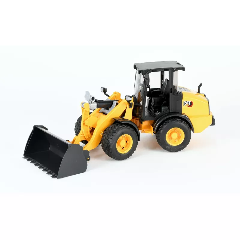 Compact articulated wheel loader BRUDER BR-02485 1:16 scale model, die-cast play vehicle