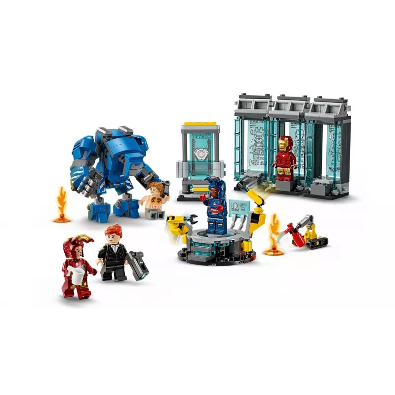 LEGO playset Marvel Iron Man's Laboratory Hall of Armor 76315 — 384 pieces, 5 minifigures, display area