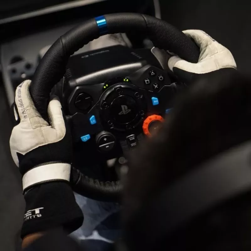 Logitech Driving Force G29 - Steering Wheel- and Pedal Set - Wired - for Sony PlayStation 3, Sony PlayStation 4
