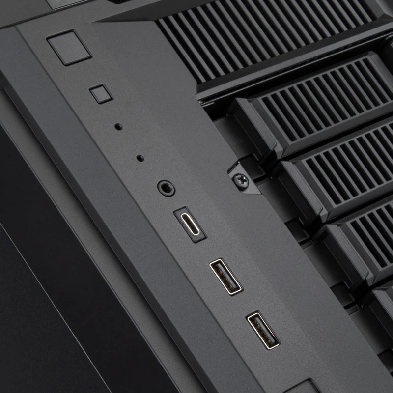 Silverstone CS382 Black