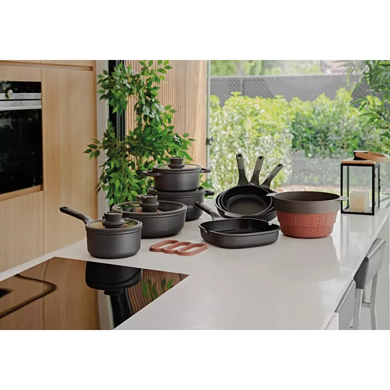 Saucepan STONE+ Ith Lid 18CM 2L