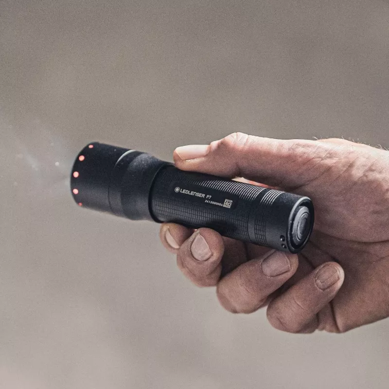 Ledlenser P7 Black Hand flashlight LED