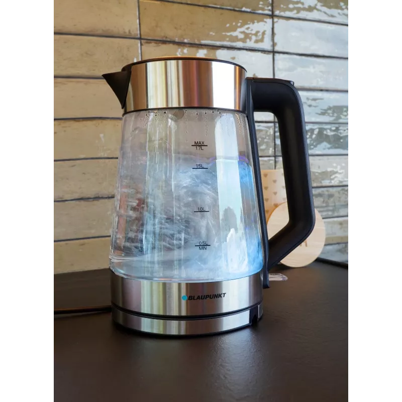 Electric kettle Blaupunkt EKG401 1.7 L 2200 W glass housing, stainless steel accents, water level indicator