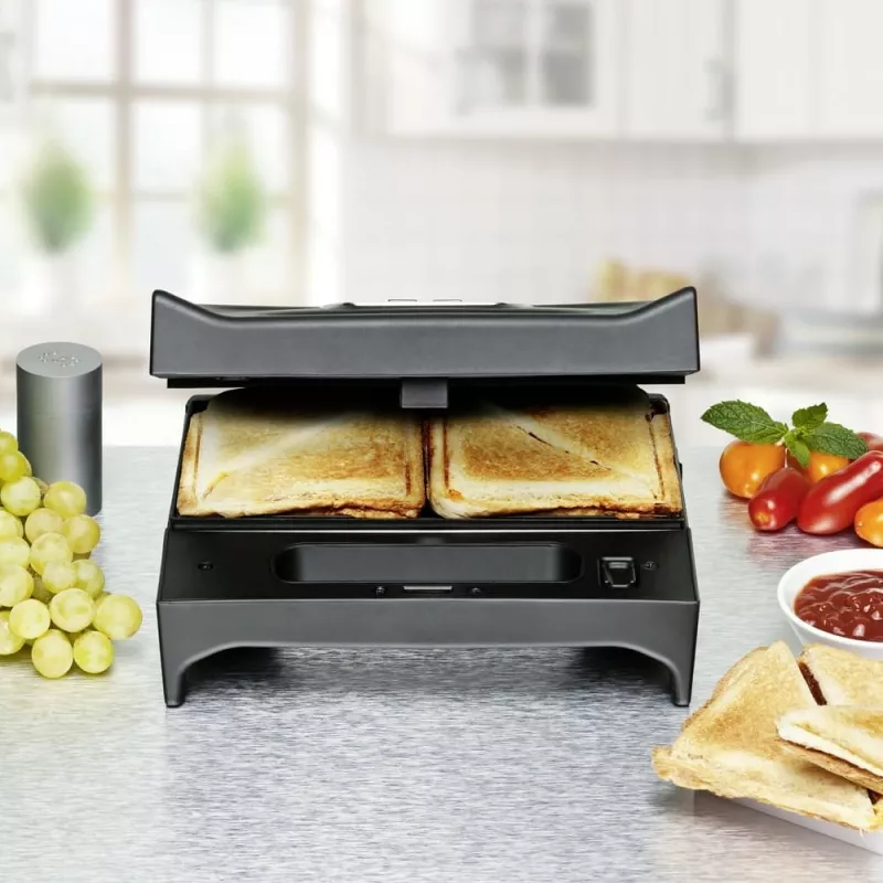 Sandwich maker Rommelsbacher SWG 700 – compact 3-in-1 electric press with 3 interchangeable plates (sandwich, Belgian waffle, grill), stainless steel accents
