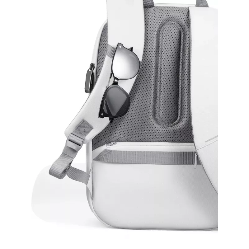 Backpack XDDESIGN Bobby Edge anti-theft white — 17 L, fits 16 inch laptop, water-resistant, 1.1 kg