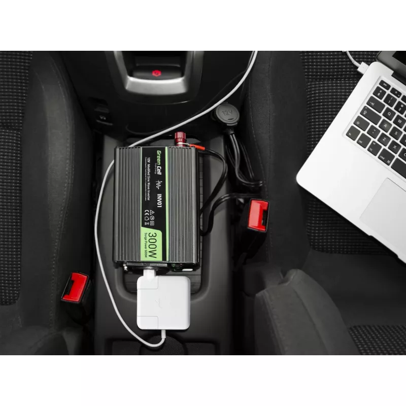 Inverter power adapter Green Cell INV06 12V to 230V 150W 50Hz Type C plug, 85% efficiency, black