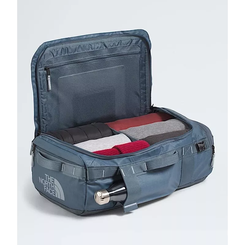 Travel bag The North Face Base Camp Voyager Duffel 32L - grey/frost grey