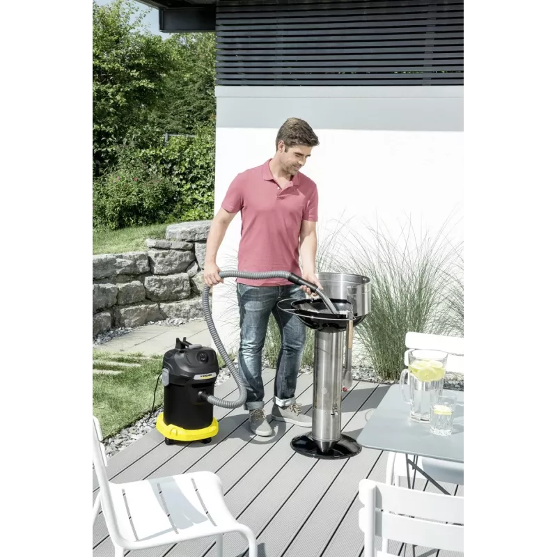 Dry Vacuum Cleaner Karcher AD 4 Premium — 17 L, 600 W, bagless, metal hose, chrome tube