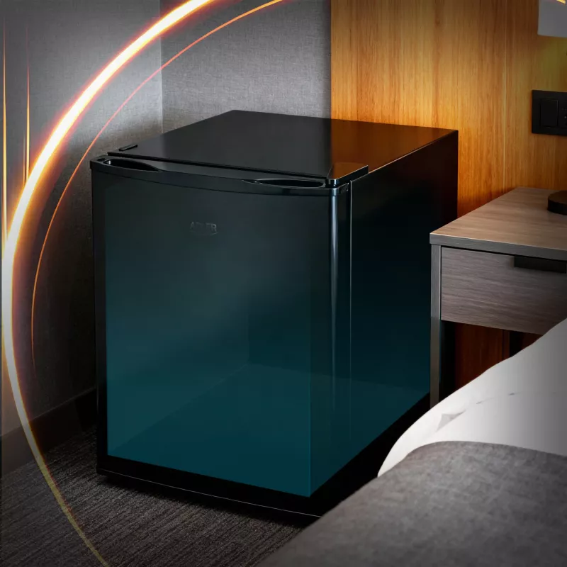 Adler Refrigerator | AD 8096 | Energy efficiency class E | Free standing | Larder | Height 49.5 cm | Fridge net capacity 45 L | 39 dB | Black