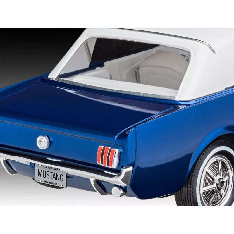 60th Anniversary Ford Mustang 1/24 Gift Set
