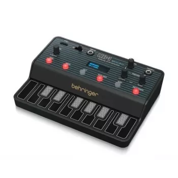 Behringer UB-1 MICRO Analogue Synthesizer