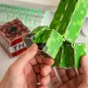 Construction kit Paladone Minecraft Creeper – buildable Creeper figure set