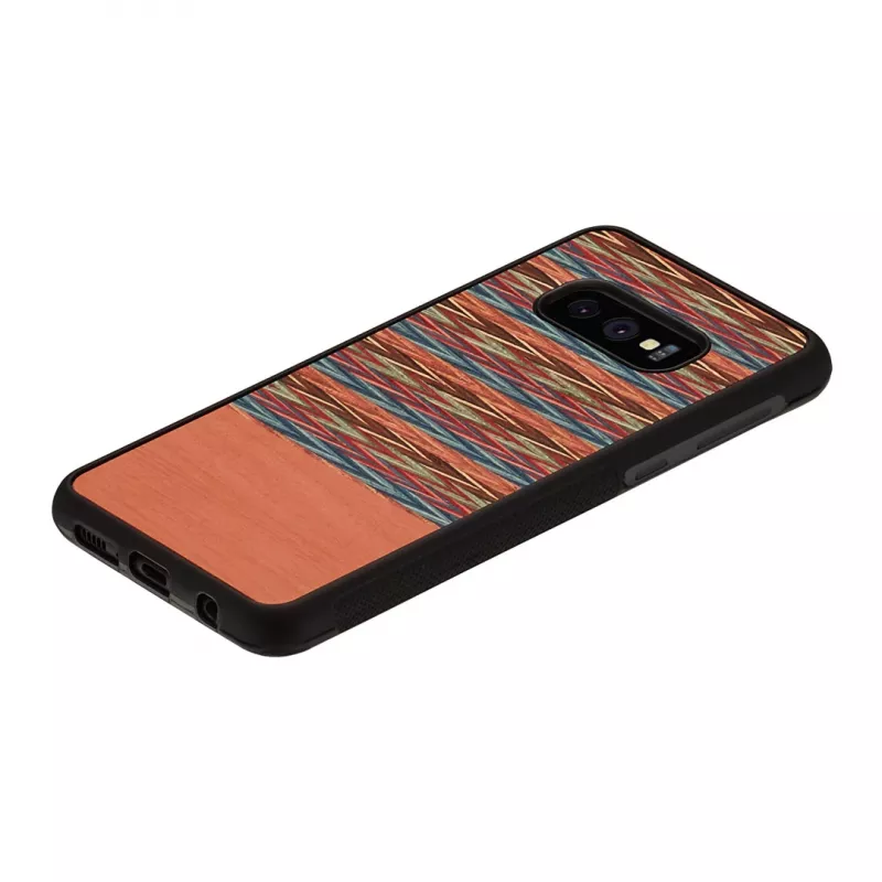 Smartphone case man and wood for Galaxy S10e — brown check with black trim
