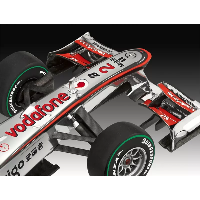 REVELL Plastic Model McLaren Mercedes MP4-25 Lewis Hamilton — 1:24 scale kit