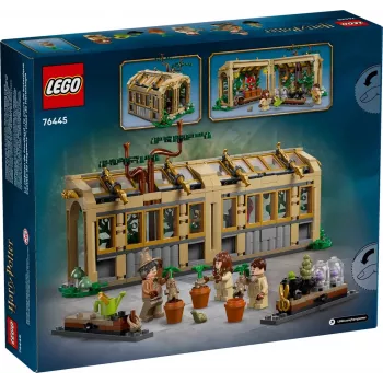 LEGO HARRY POTTER 76445 Hogwarts Castle - Herbology Class