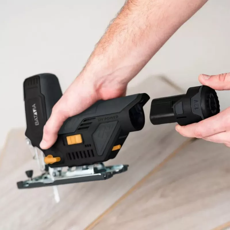 Batavia B.V. | 12V Cordless Jigsaw - Fixxpack 2.0 Set (incl. 2.0Ah battery & USB-C charging cable)