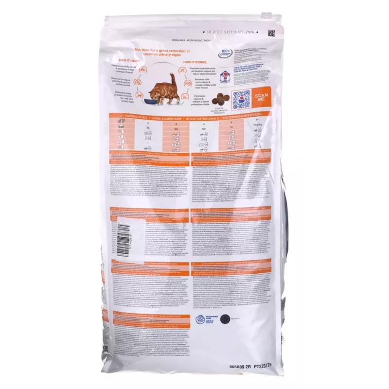 HILL'S PRESCRIPTION DIET Feline c/d Urinary Care Multicare Dry cat food Chicken 8 kg
