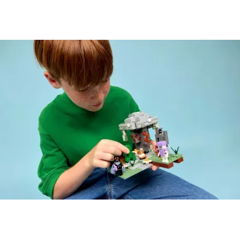 LEGO MINECRAFT 21586 The Pale Garden