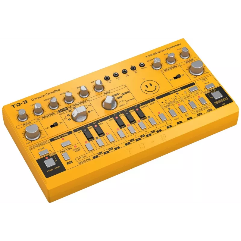 Behringer TD-3-AM - analogue bass line synthesiser